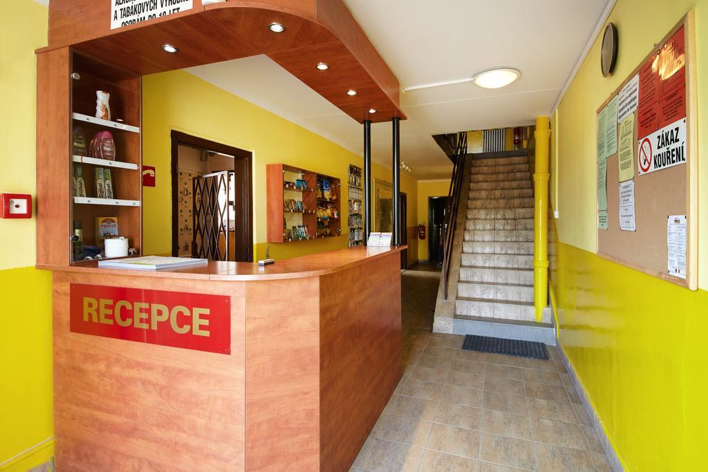 Hostel Liben Prague Ngoại thất bức ảnh